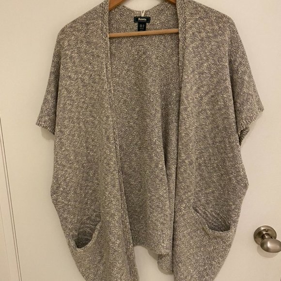 The perfect Roots Fall Cardigan Sweater. Size XS. - Picture 4 of 5